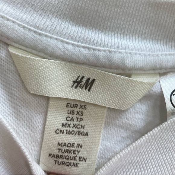 Minnie Mouse Graphic Tee XS H&M Disney - Picture 3 of 5